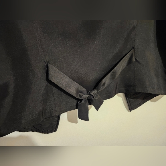 Spenser Jeremy Embroidered Silk Vest, Womens Zip Up Black Silk Vest, Size Large - Picture 9 of 11